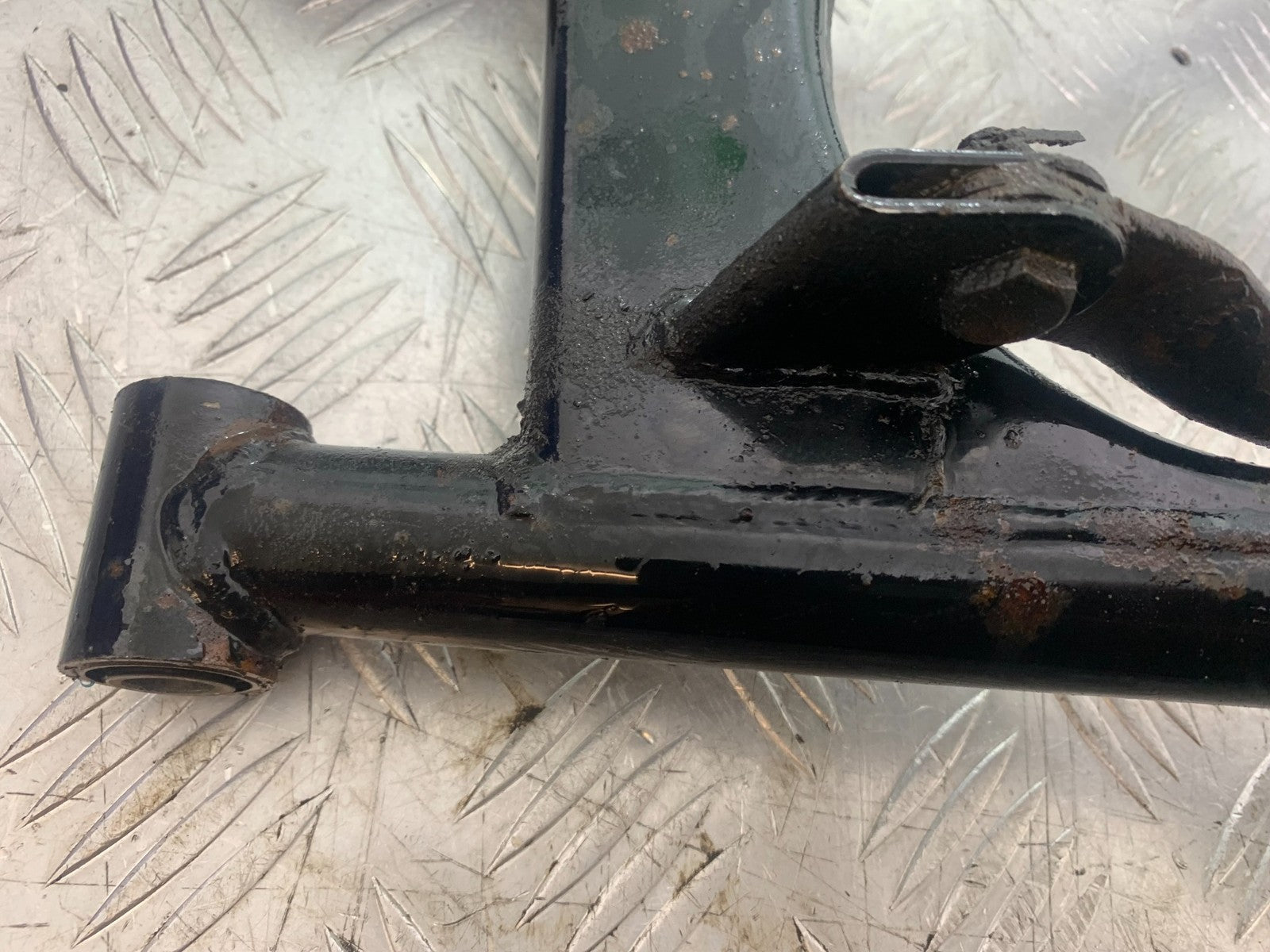 SUZUKI GP100 GP 100 SWINGARM  YEAR 1978-1988 (CMB1259)