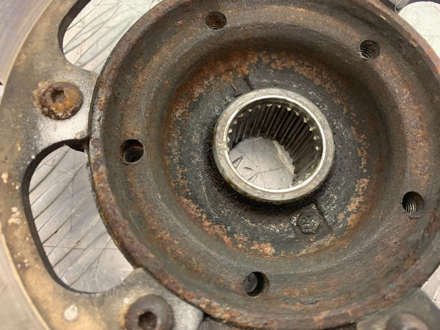 PIAGGIO VESPA GT125 L REAR BRAKE DISC   YEAR 2003 (CMB1300)