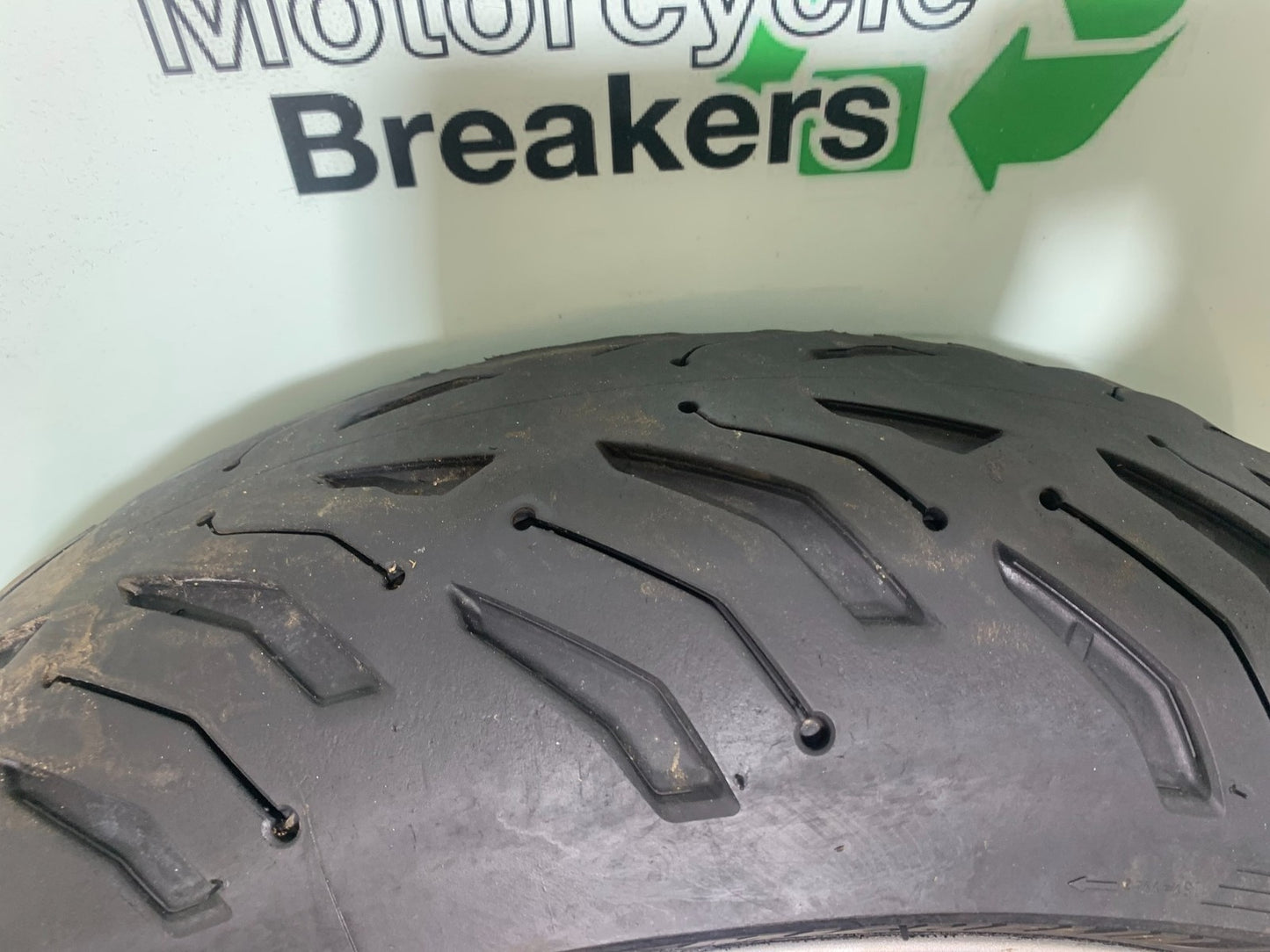 KAWASAKI GTR1400 GTR 1400 REAR WHEEL (GOOD TYRE) YEAR 2007-2009 (CMB1174)