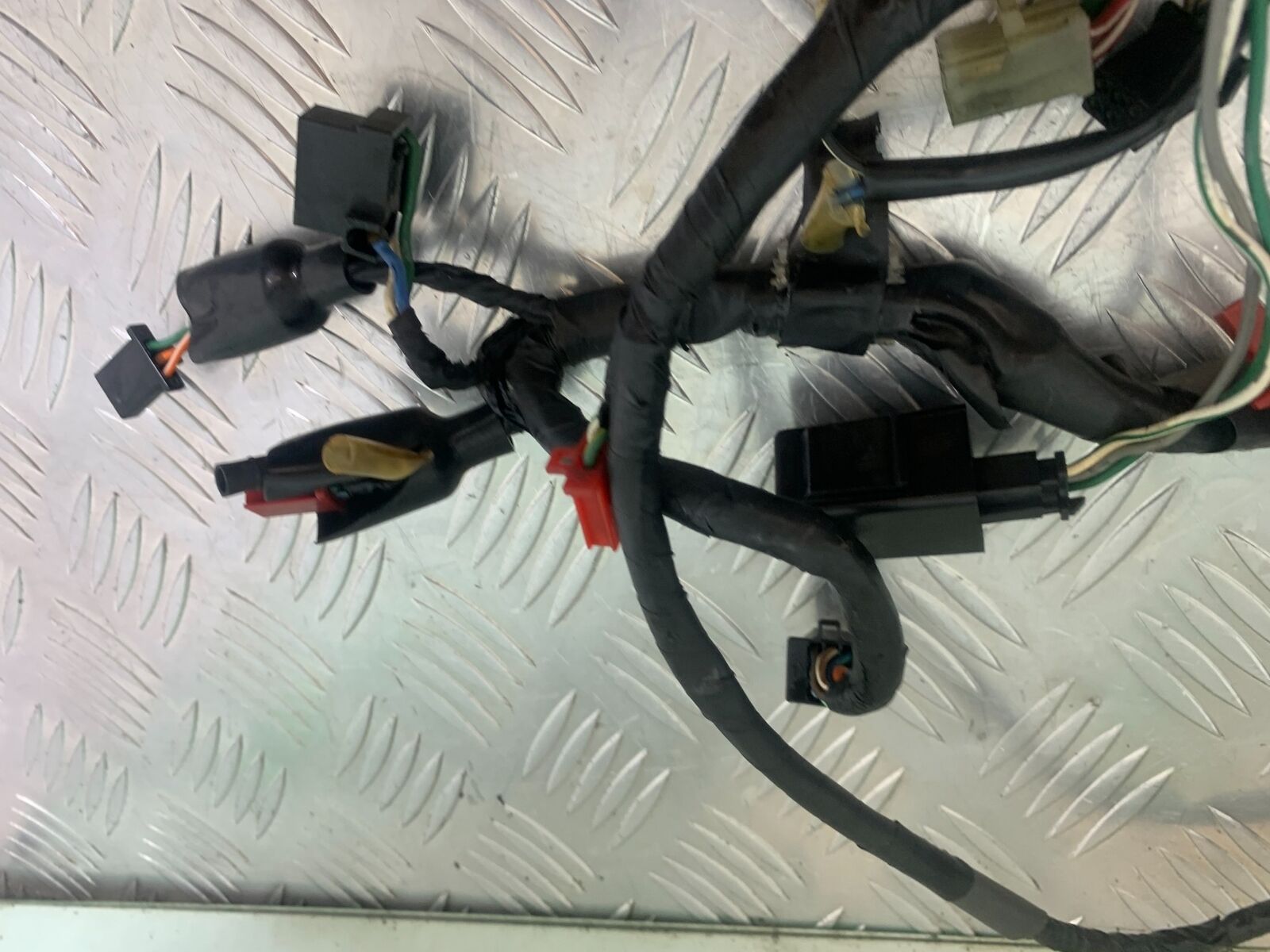 HONDA VFR400 VFR 400 NC21 WIRING LOOM  YEAR 1986-87 (CMB1043)