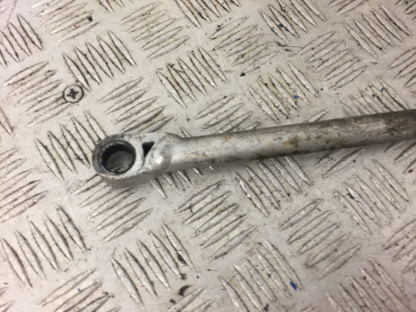 KAWASAKI ZXR 750 L REAR BRAKE ARM  YEAR 1990  (STOCK 519)