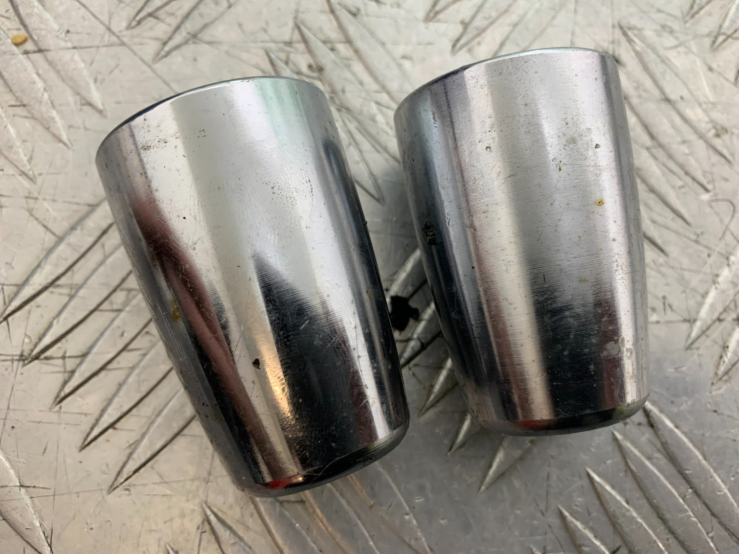 PIAGGIO VESPA GT125 L BAR END WEIGHTS   YEAR 2003 (CMB1300)