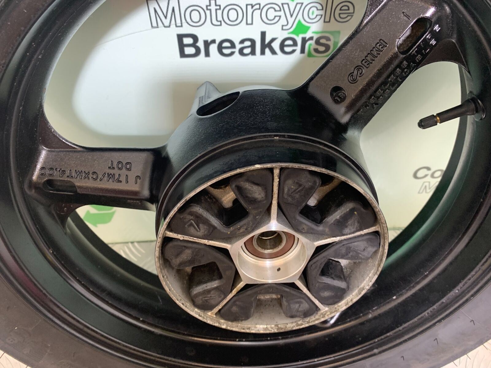 SUZUKI DL 650 V-STROM REAR WHEEL  YEAR 2016 (STOCK 996)