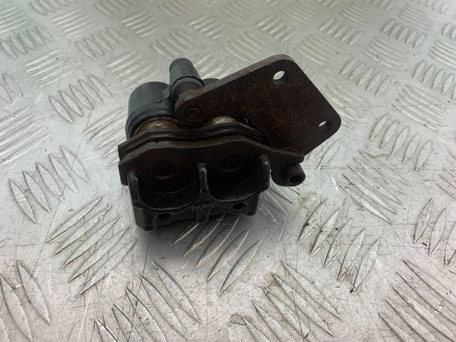 NECO ALEXONE 125 REAR CALIPER  YEAR 2016-2022  (CMB1273)