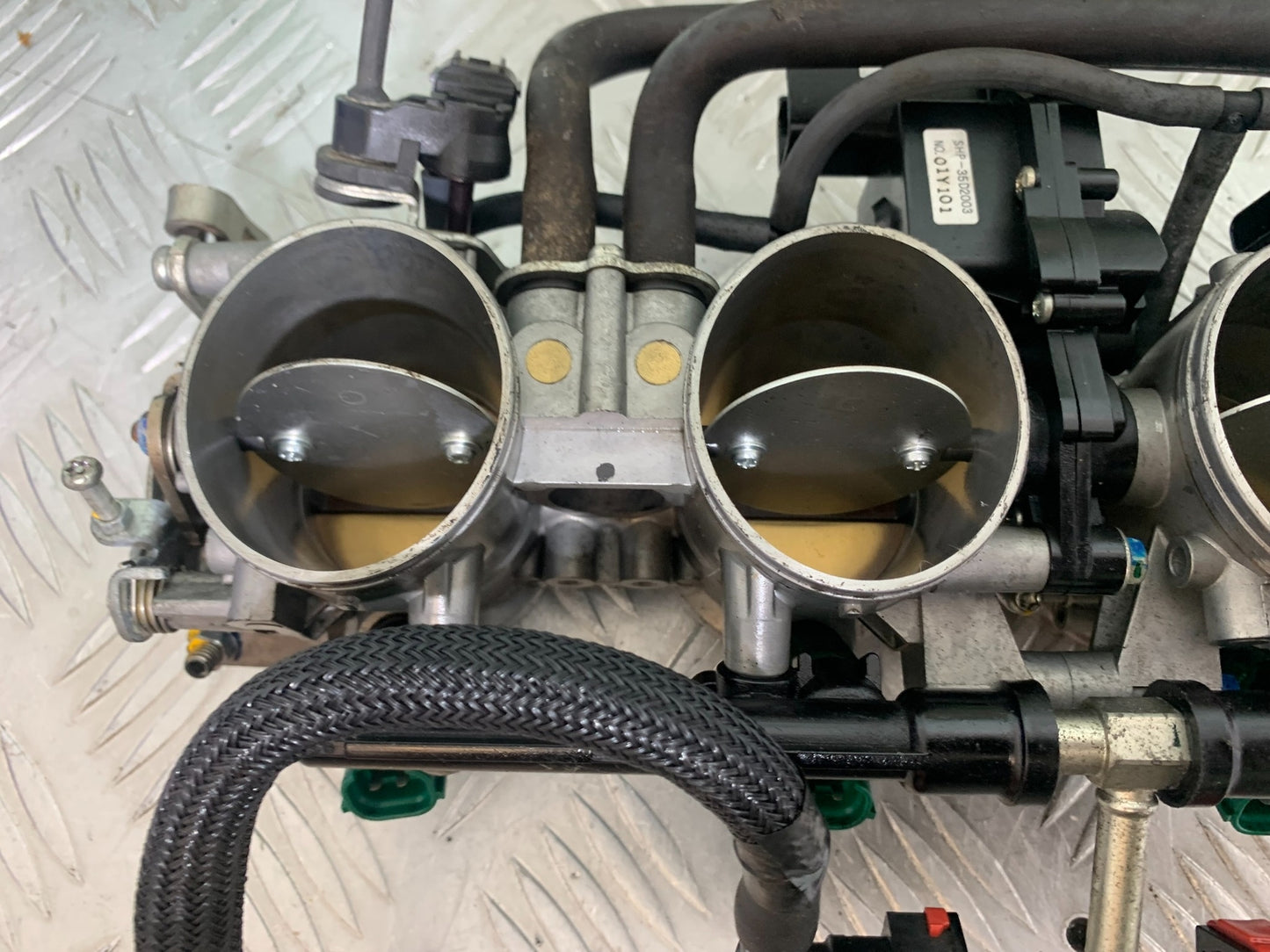 KAWASAKI ZX10R ZX 10R THROTTLE BODIES   YEAR 2011-2015 (CMB1154)