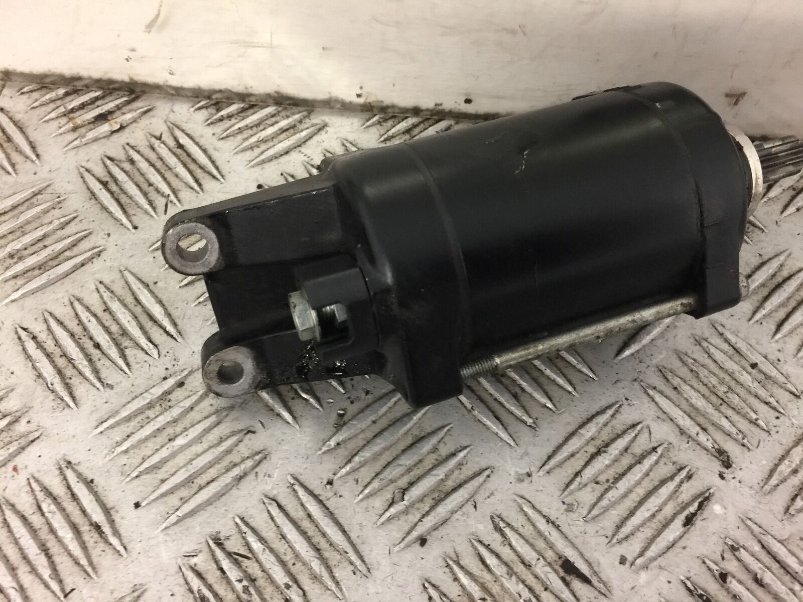 HONDA CB650 F CB 650 FA-H STARTER MOTOR  YEAR 2017-2019 STOCK 403
