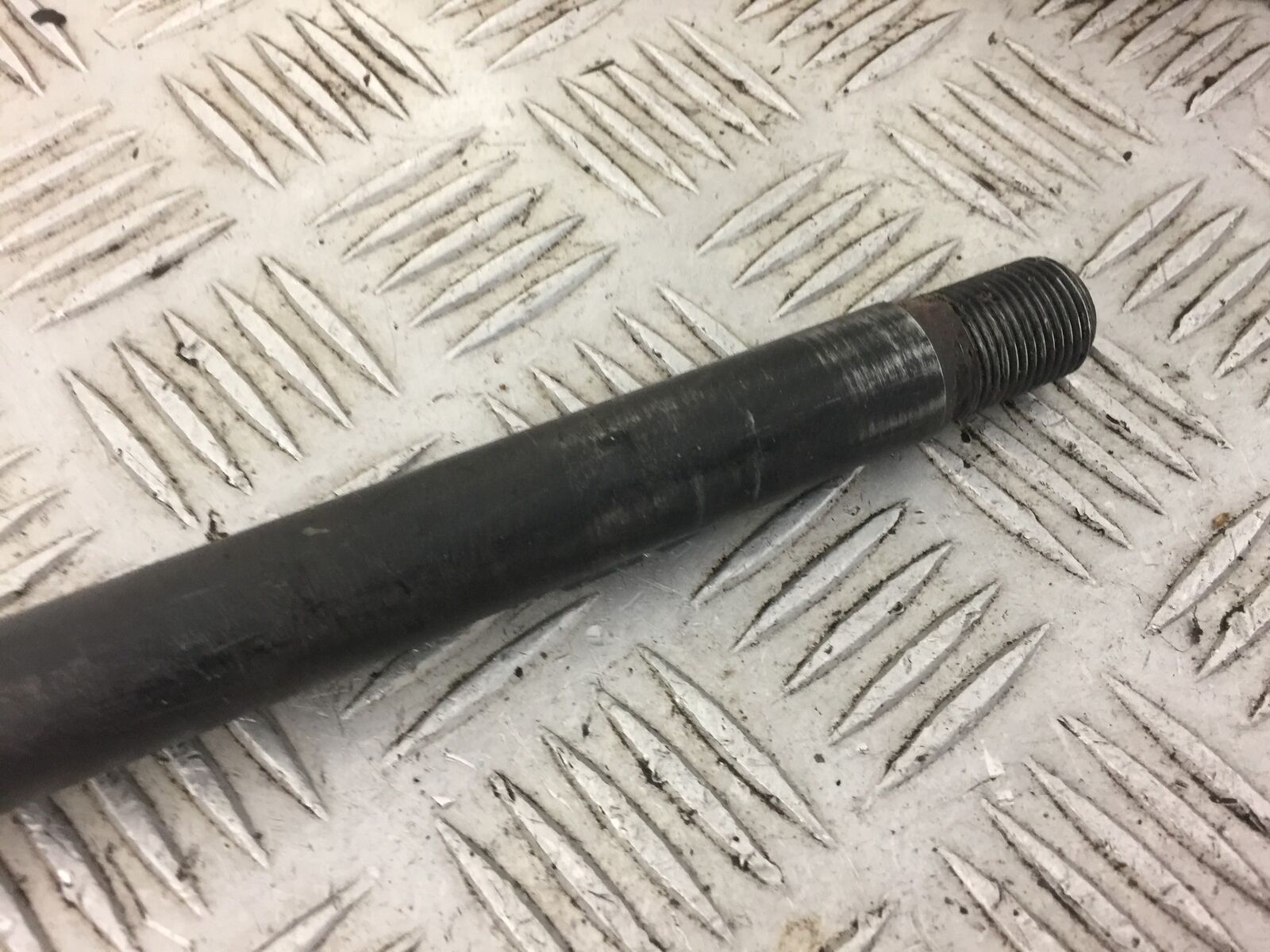 HONDA NC700 NC 700 FRONT WHEEL SPINDLE  YEAR 2011 STOCK 513