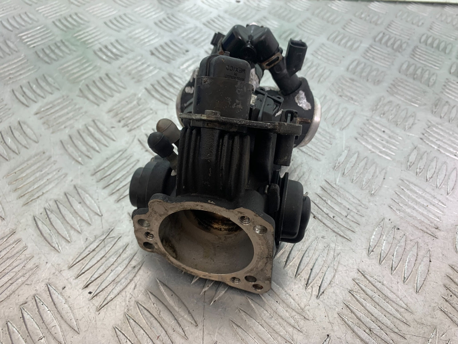 HARLEY DAVIDSON FXS BLACKLINE 1585 THROTTLE BODY  YEAR 2012 (CMB1147)