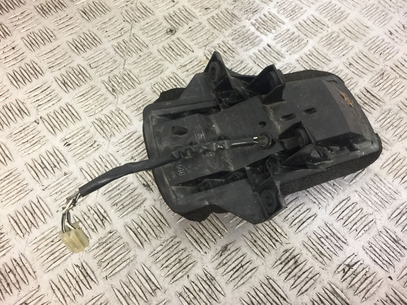 SUZUKI SV650 SV 650 REAR LIGHT YEAR 2003 STOCK 511
