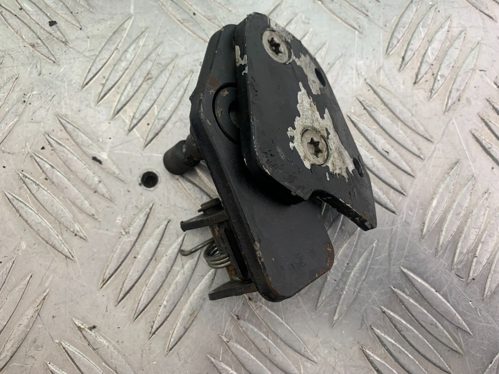 SUZUKI DL 650 V-STROM FRONT LEFT HANGER YEAR 2020 (CMB1117)