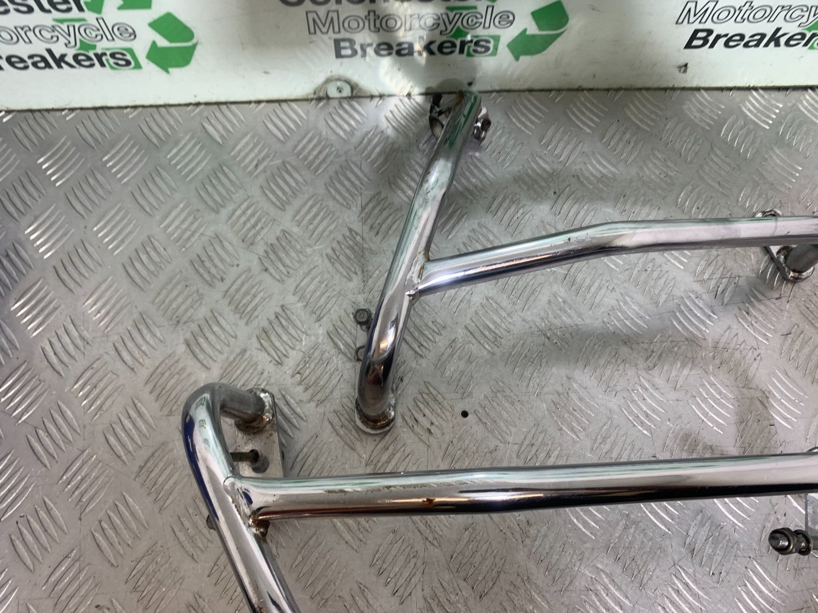 YAMAHA XJ900 XJ 900 DIVERSION ENGINE CRASH BARS    YEAR 1994-2002 (CMB1292)