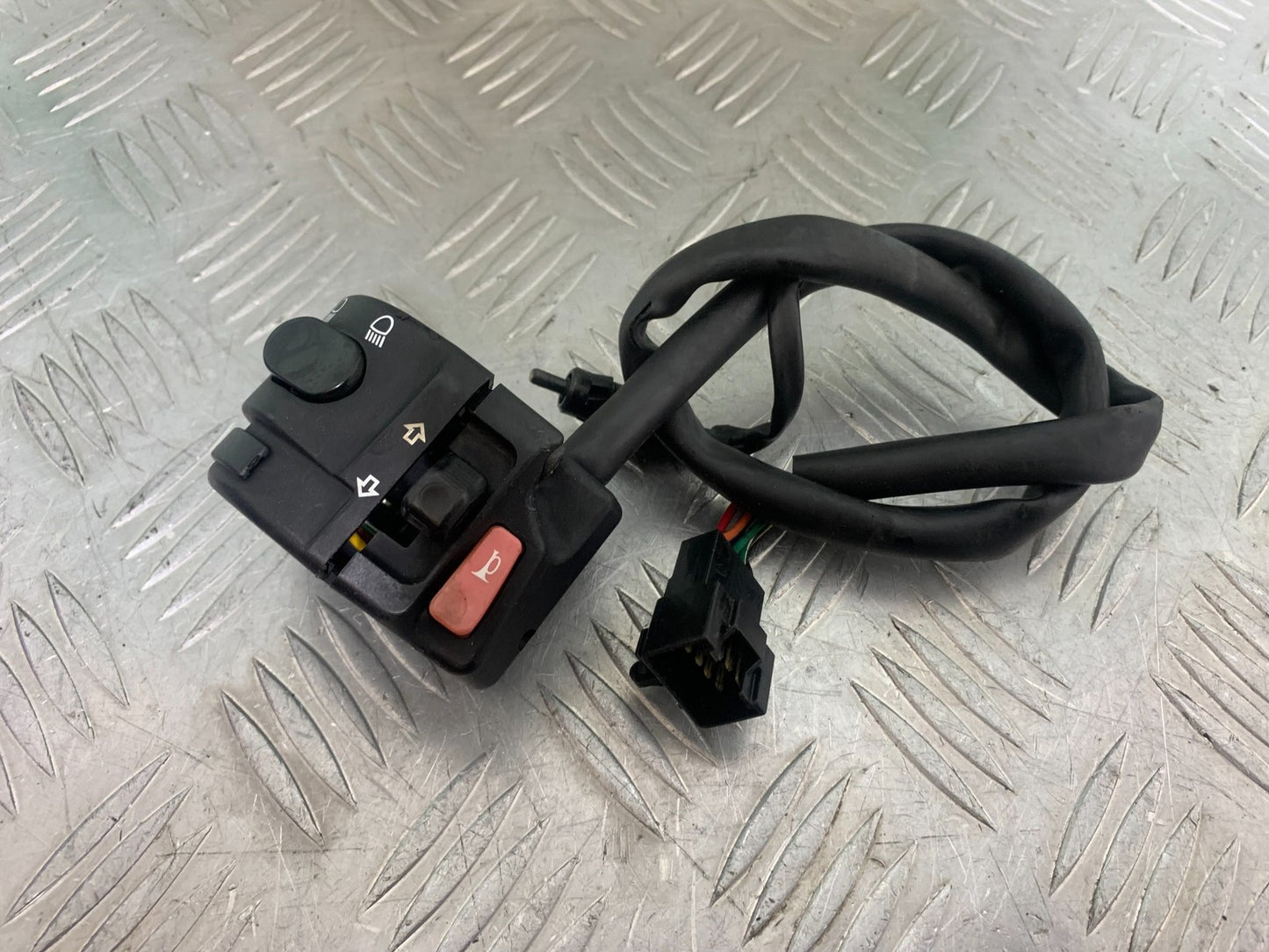 TRIUMPH 675 STREET TRIPLE LEFT SWITCH GEAR   2013-2016 (CMB1186)