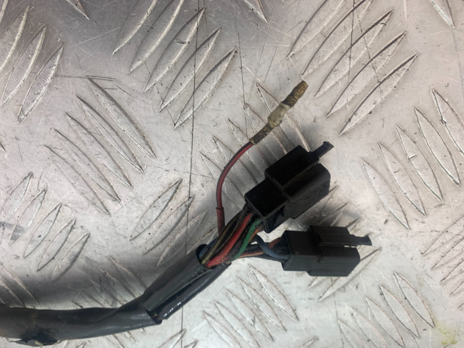 KAWASAKI GT550 GT 550 LEFT SWITCH GEAR   YEAR 1984-87 (CMB1141)