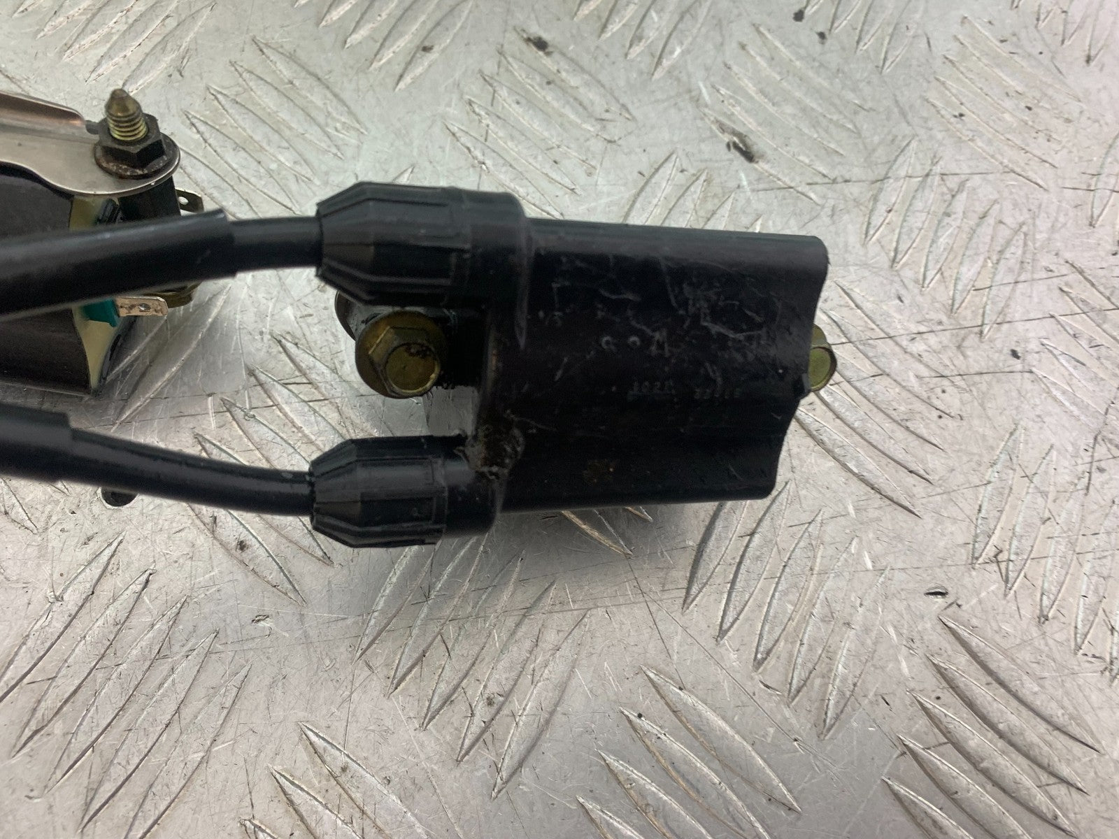 HONDA CBR1100 BLACKBIRD COILS AND CAPS    YEAR 1999-2005 (CMB1232)