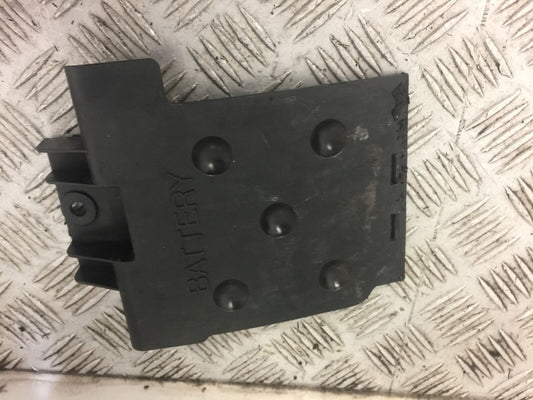 HONDA CB500 CB 500  BATTERY COVER  YEAR 1994 (STOCK 495)