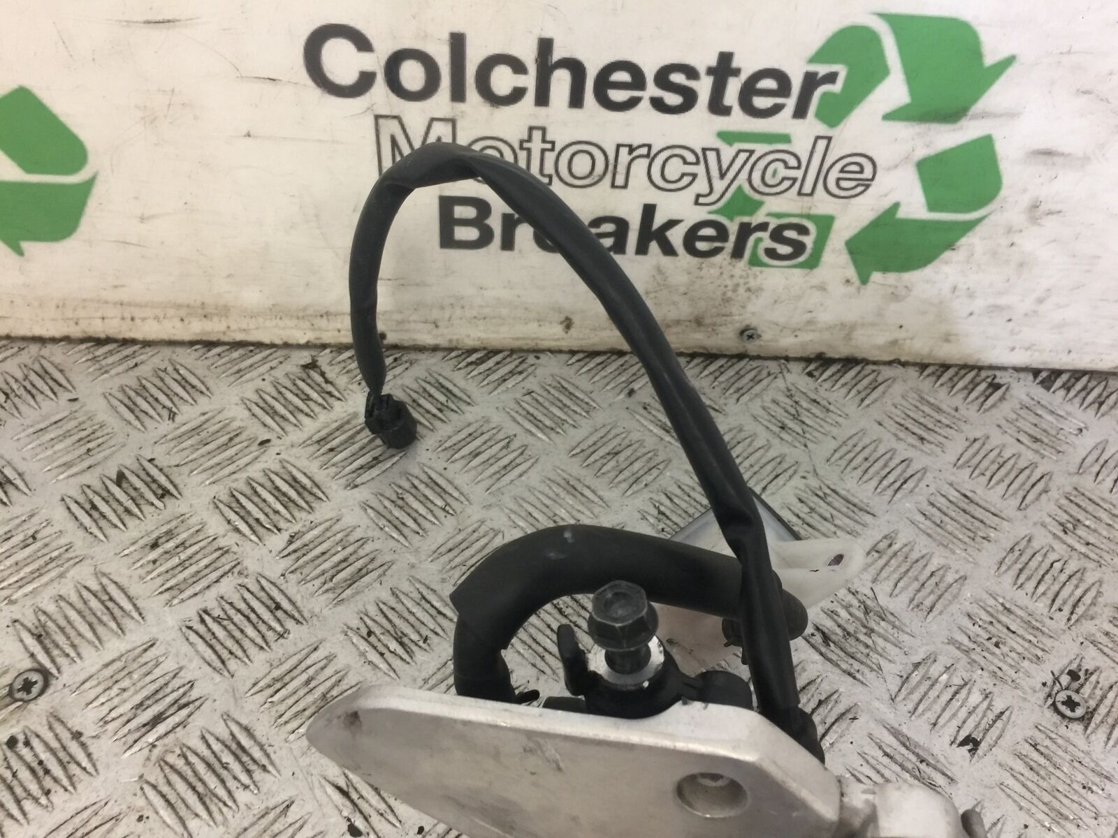 HONDA CB650 F CB 650 FA-H FRONT RIGHT HANGER  YEAR 2017-2019 (STOCK 710)