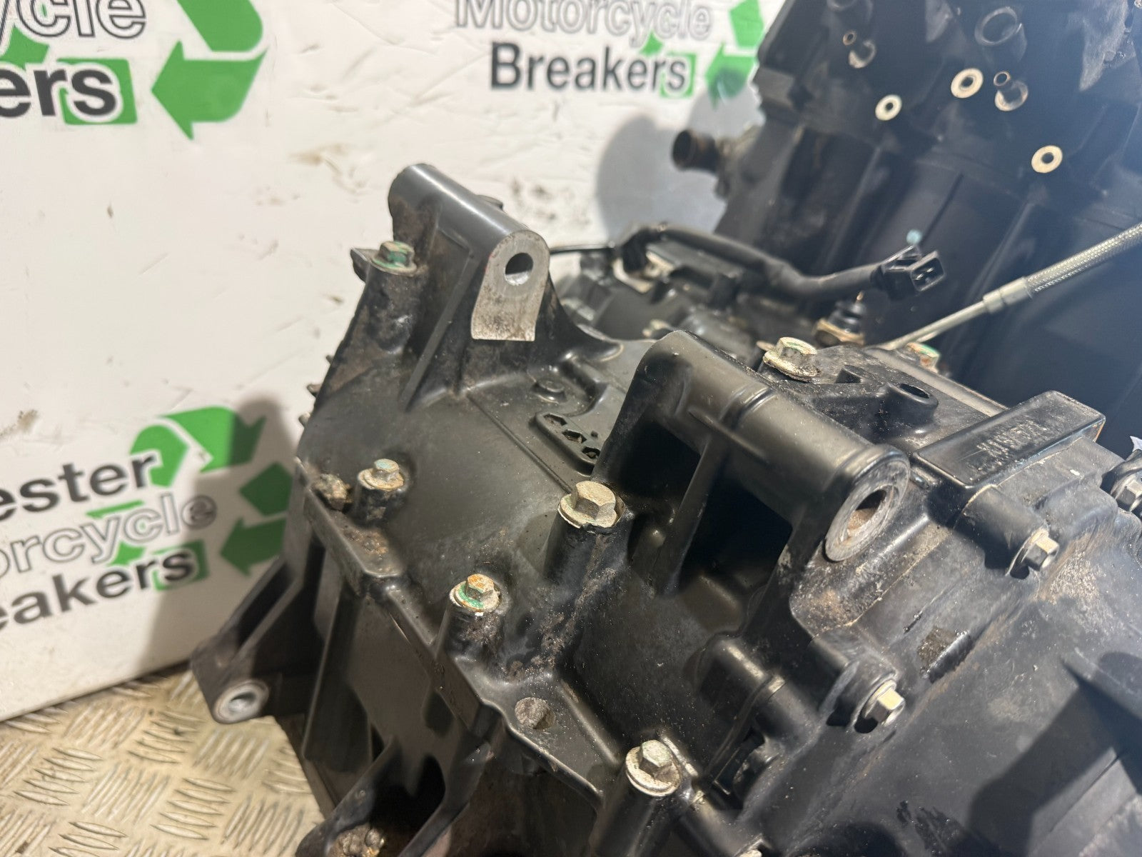 TRIUMPH 955I SPRINT RS ENGINE  YEAR 1999-03 (CMB1313)