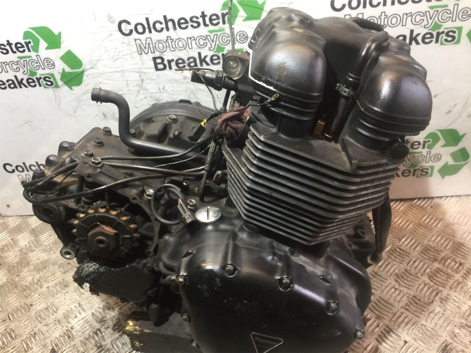 TRIUMPH BONNEVILLE 865 ENGINE YEAR 2008-2015 (STOCK 904)