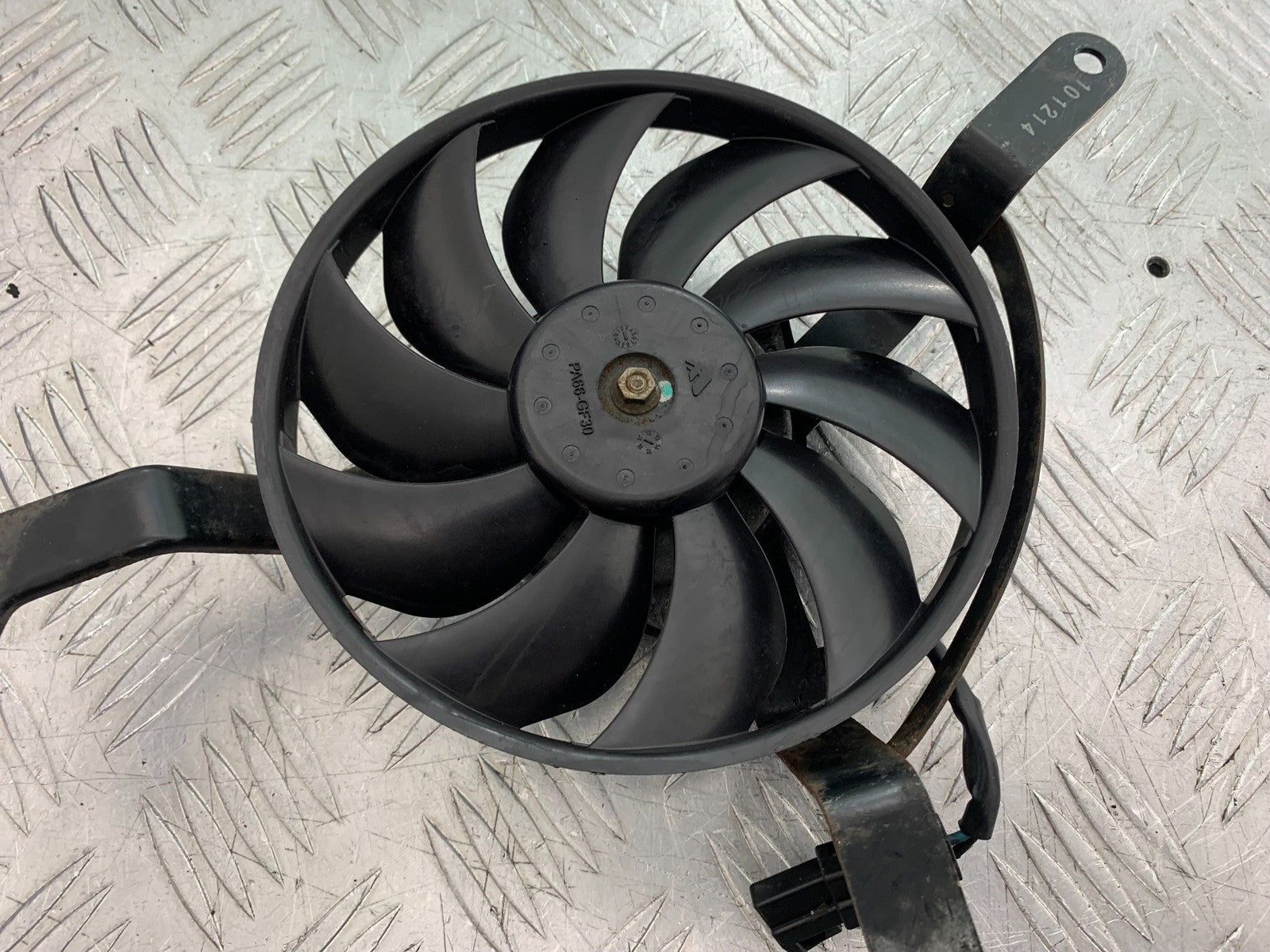 TRIUMPH 675 STREET TRIPLE RX RADIATOR FAN   2015- 2017 (CMB1299)