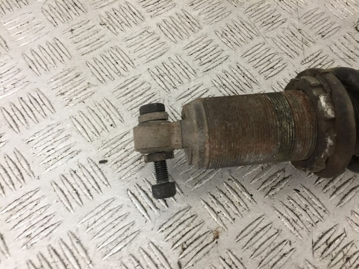 VICTORY V92 C REAR SHOCK YEAR 2004 (STOCK 765)