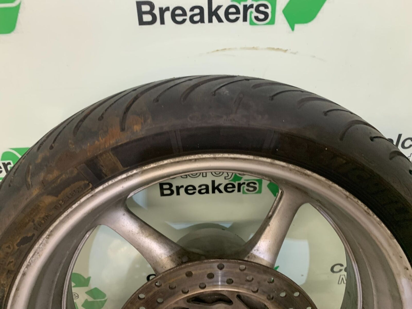 YAMAHA FZ6 FAZER REAR WHEEL YEAR 2004-2007  (STOCK 955)