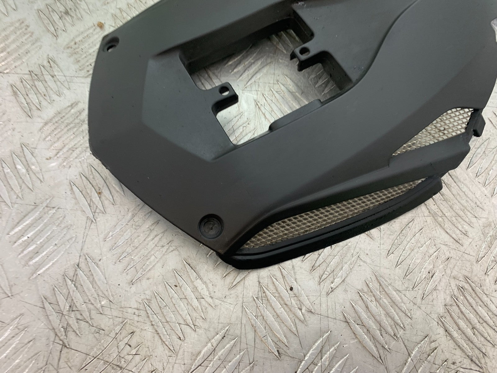 MV AGUSTA 800 F3 UNDERTRAY  YEAR 2017-2019 (CMB1227)