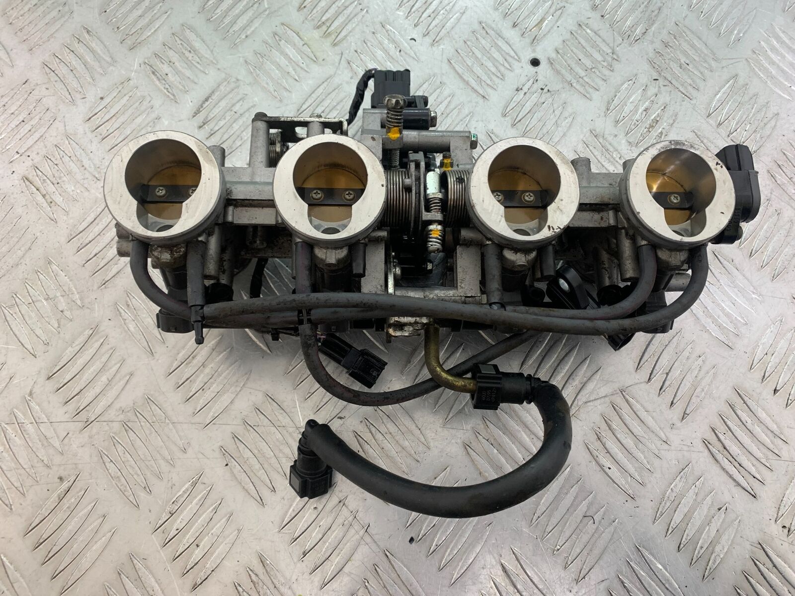 KAWASAKI Z750 Z 750 THROTTLE BODIES  YEAR 2004-2006  (CMB1104)
