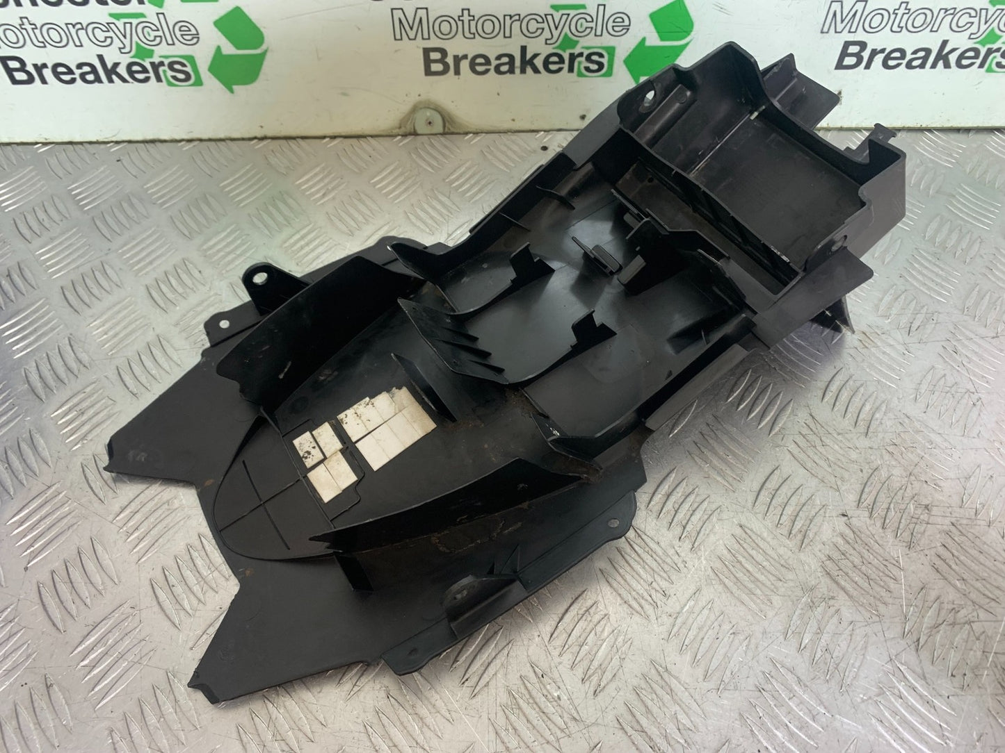 SUZUKI SV1000 SV 1000 S UNDERTRAY YEAR 2003-2007 (CMB1293)