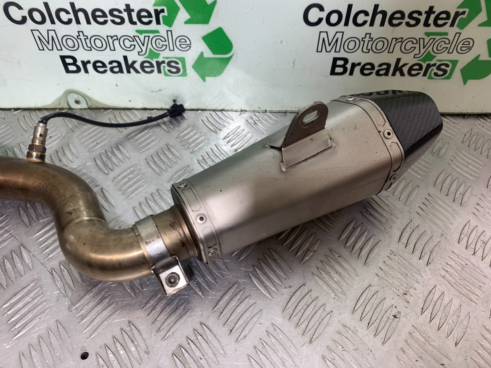 TRIUMPH TRIDENT 660 TEC FULL EXHAUST SYSTEM   YEAR 2021-2024 (CMB1148)