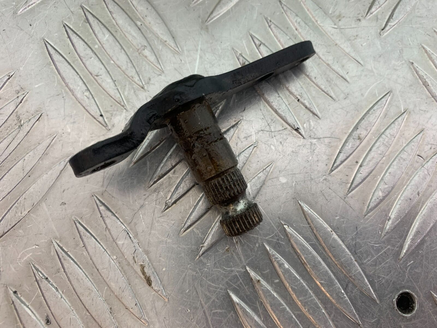 HONDA VFR400 VFR 400 NC21 REAR BRAKE PEDAL SHAFT  YEAR 1986-87 (CMB1043)