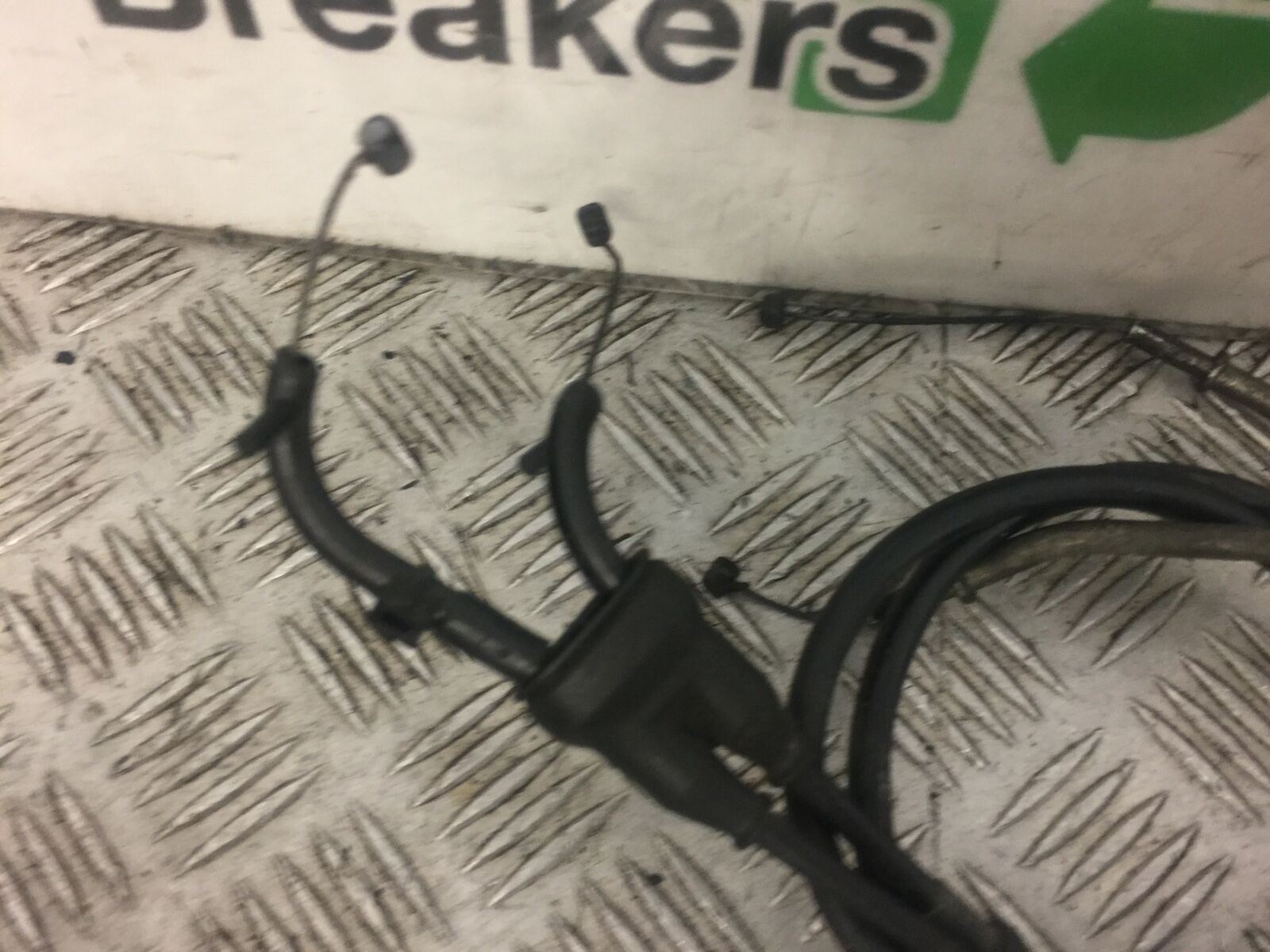 KAWASAKI ZX6R ZX6 J THROTTLE CABLES   YEAR 2000  (STOCK 368)