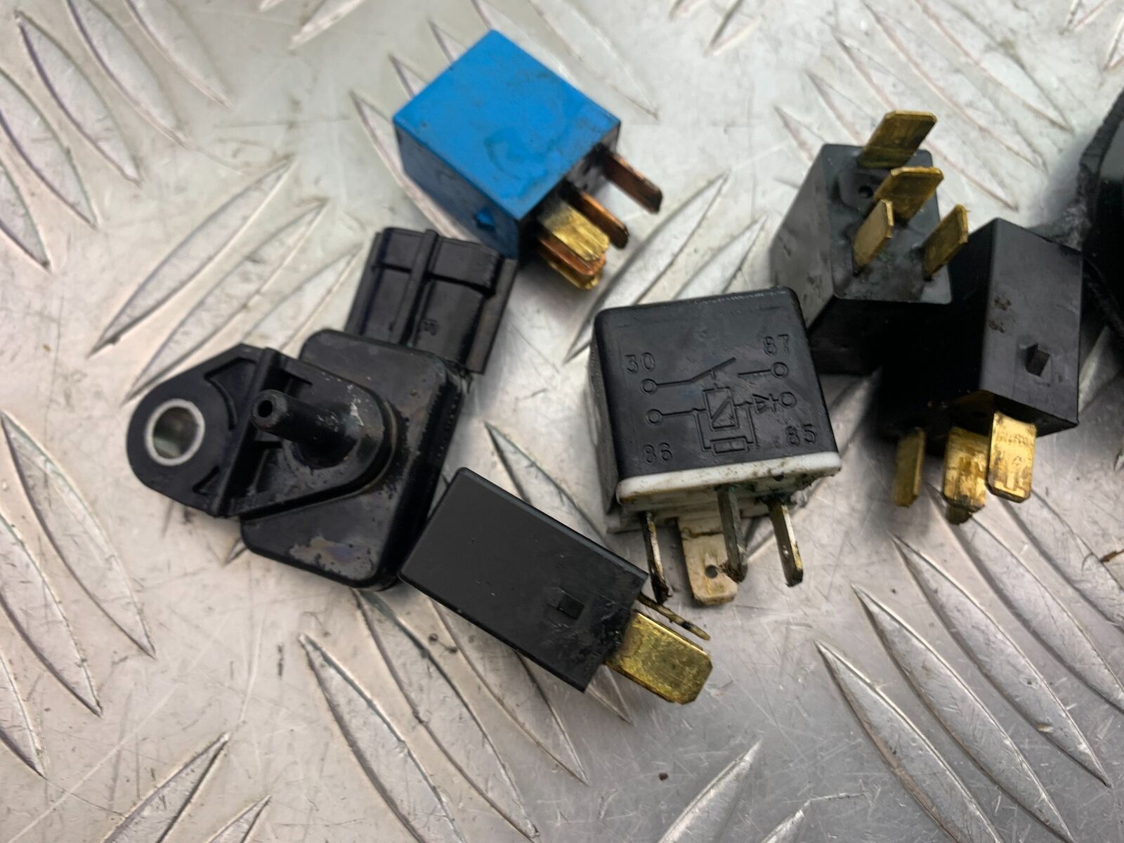 TRIUMPH THUNDERBIRD 1600 RELAYS  YEAR 2011 (CMB1107)