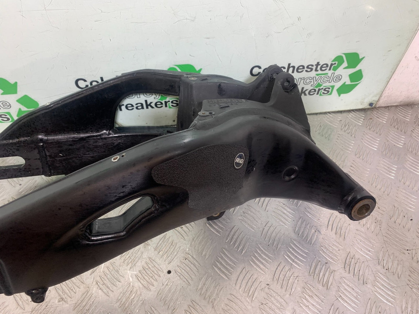 HONDA CBR1000 rr FIREBLADE SWINGARM  YEAR 2012-2016 (CMB1198)