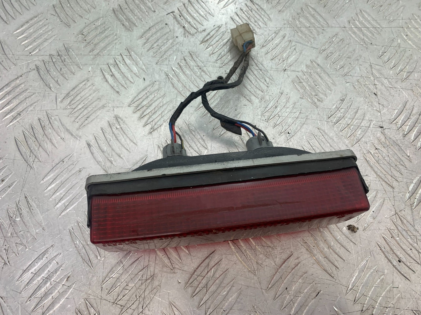 KAWASAKI GPZ600 GPZ 600 REAR LIGHT  YEAR 1988-90 (CMB1258)
