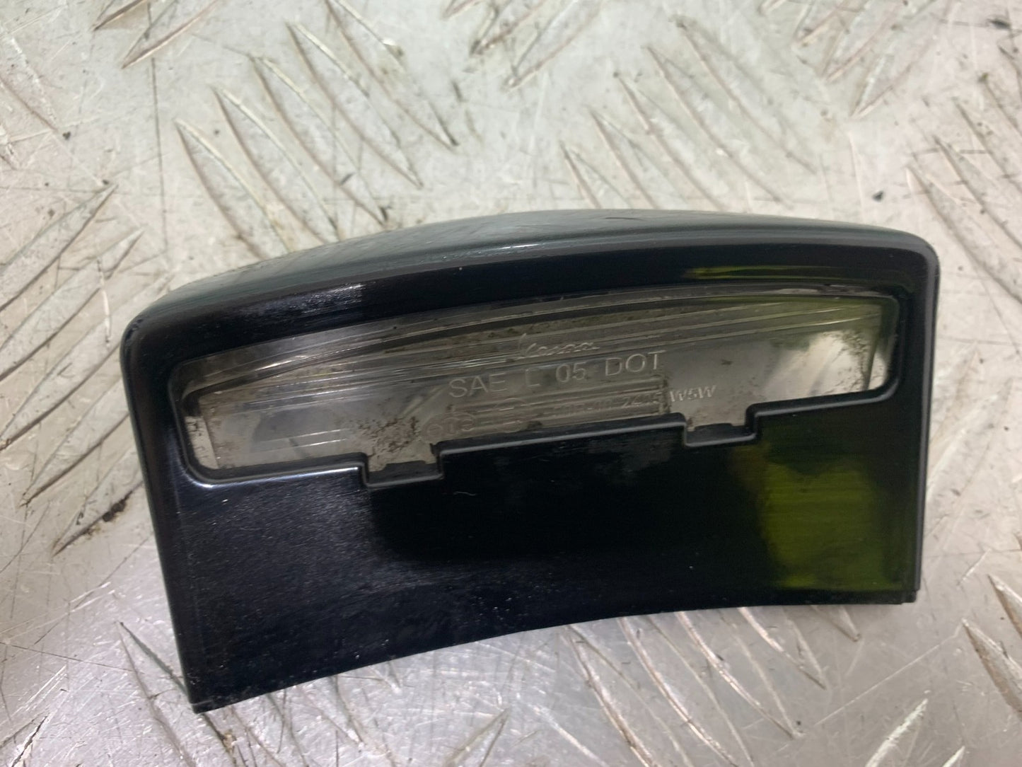 PIAGGIO VESPA LX50 LX S 50 NUMBER PLATE LIGHT COVER  YEAR 2007-2016 (CMB1290)