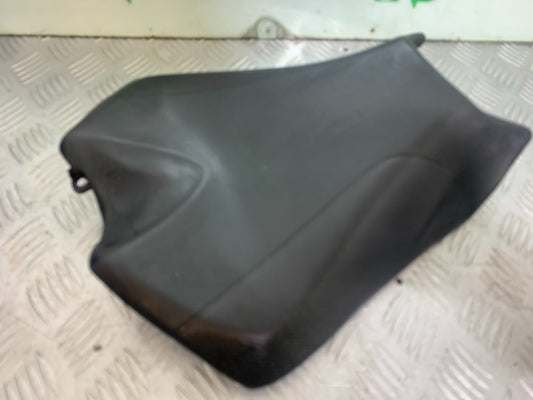 APRILIA TUONO 1000 V4 FRONT SEAT   YEAR 2013-2014  (CMB1239)