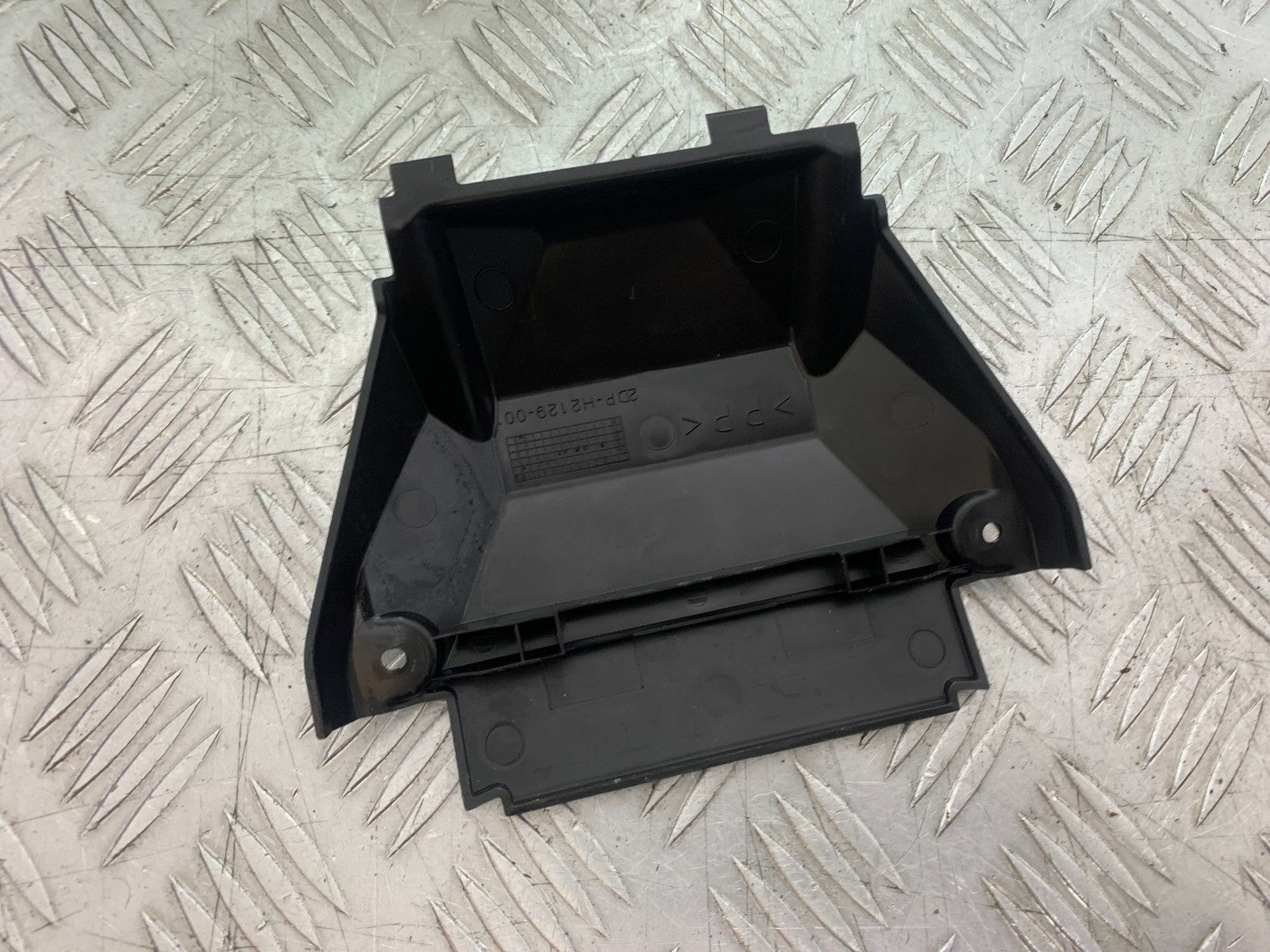 YAMAHA NMAX-125 N MAX 125 INFILL PANEL YEAR 2015-2020  (CMB1231)