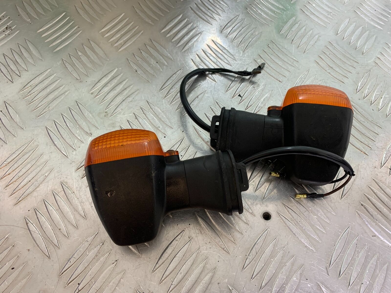 YAMAHA FJR1300 FJR 1300 FRONT INDICATORS   YEAR 2001-05 (CMB1005)