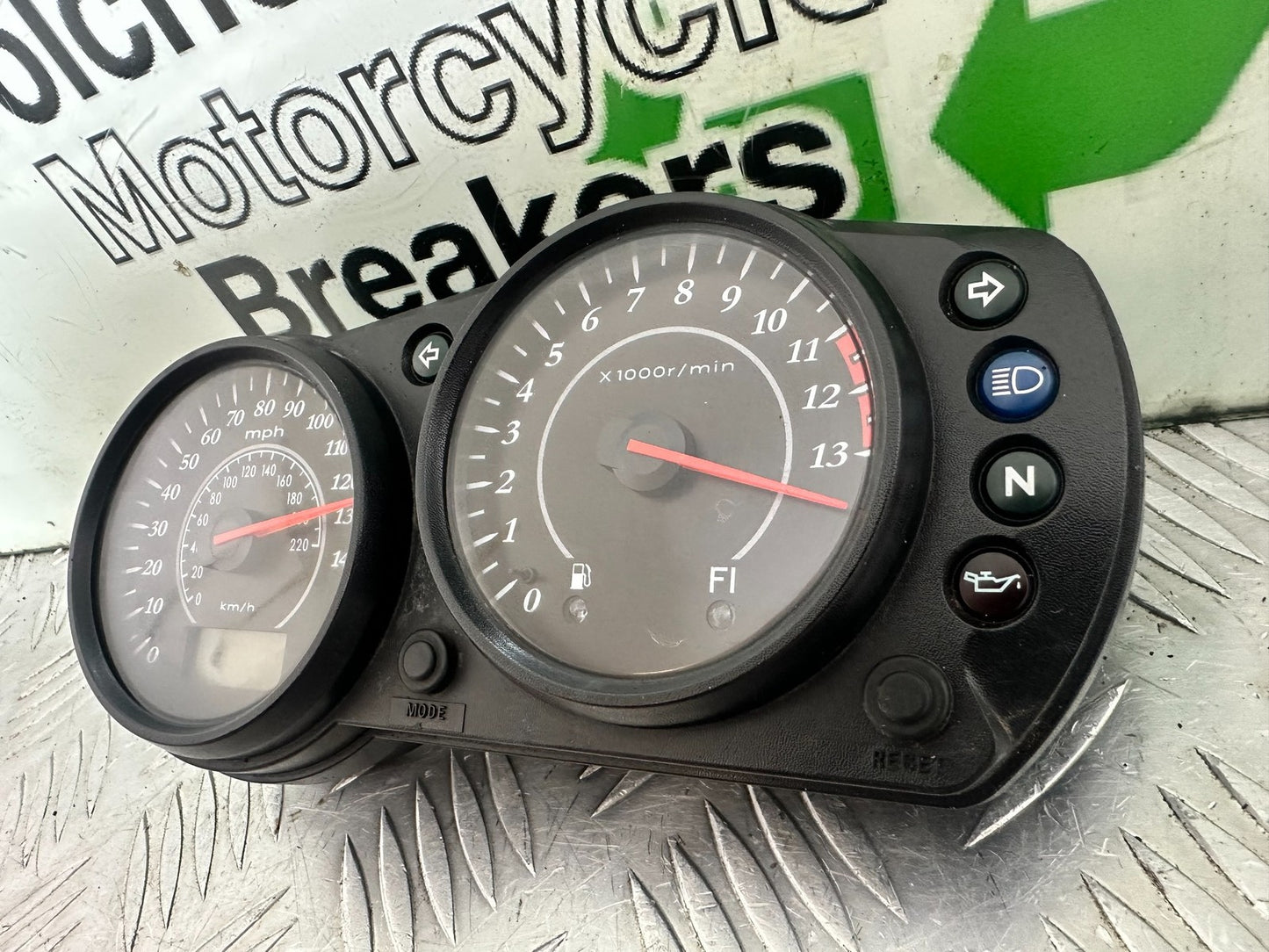 KAWASAKI ER6 F ER6F SPEEDO CLOCKS DASH YEAR 2005-2008 (CMB1178)