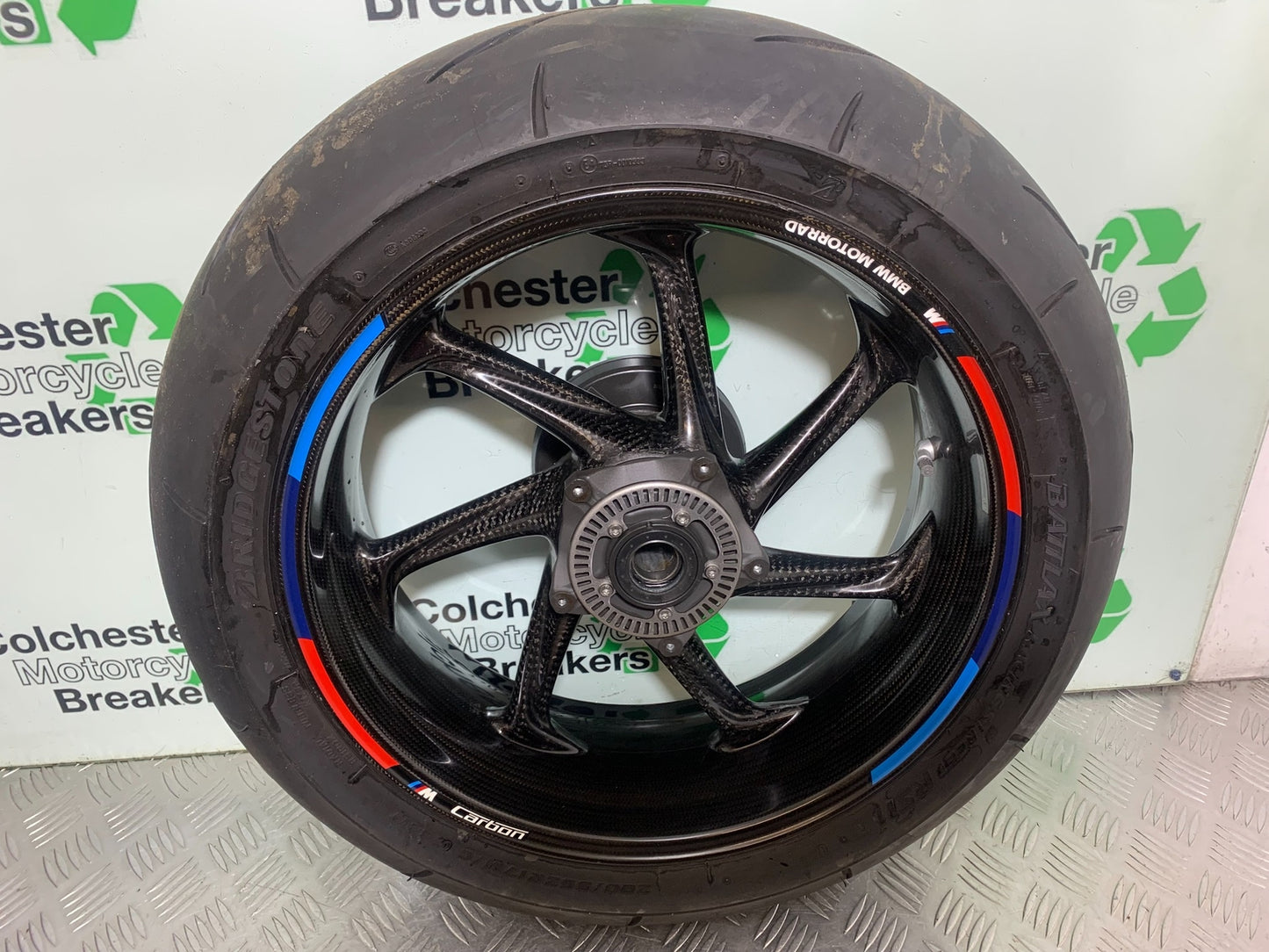 BMW M1000 R CARBON REAR WHEEL  YEAR 2023-2024 (CMB1140)