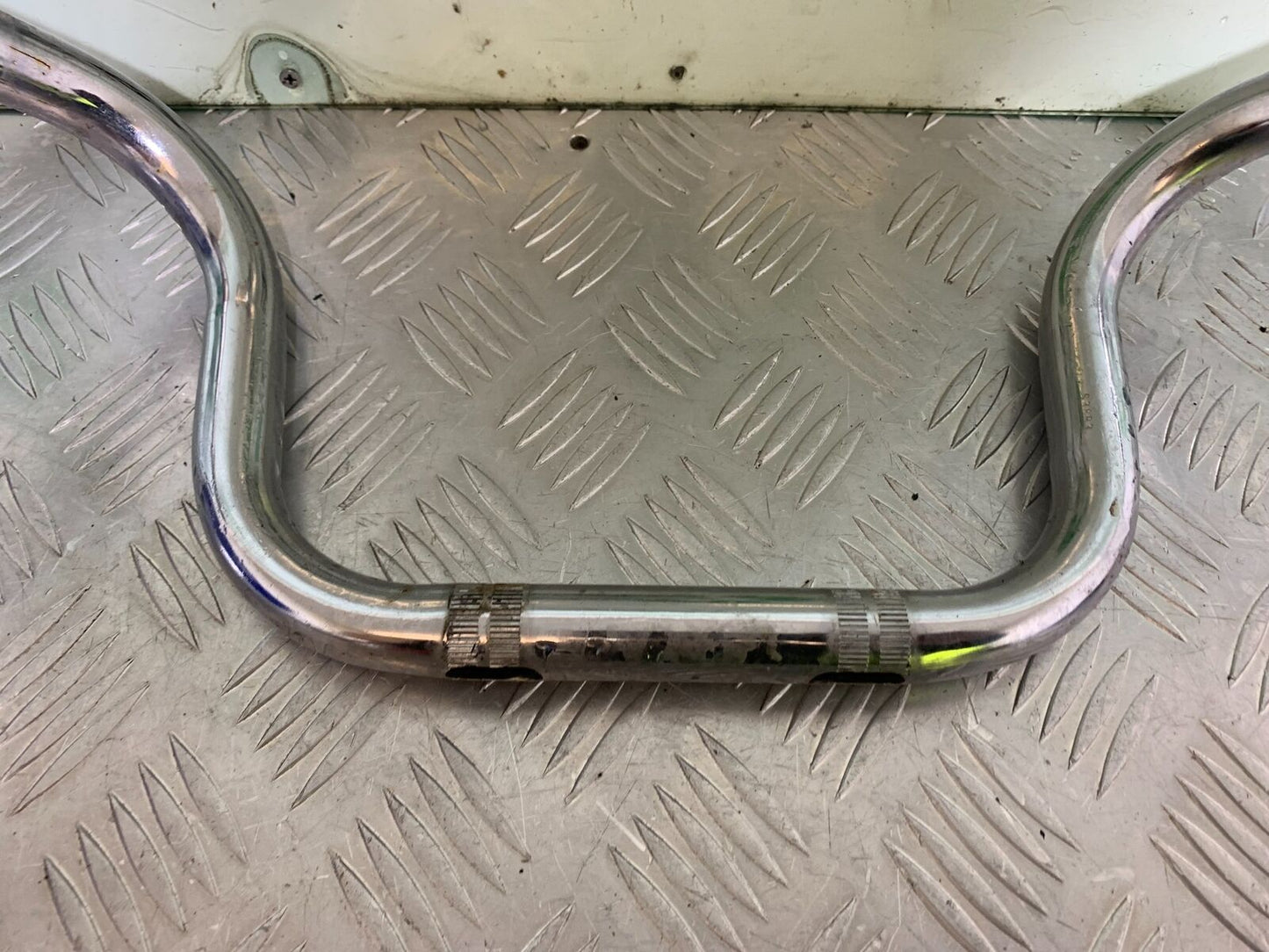 SUZUKI VS1400 VS 1400 INTRUDER HANDLEBARS   YEAR 1988 (CMB1077)