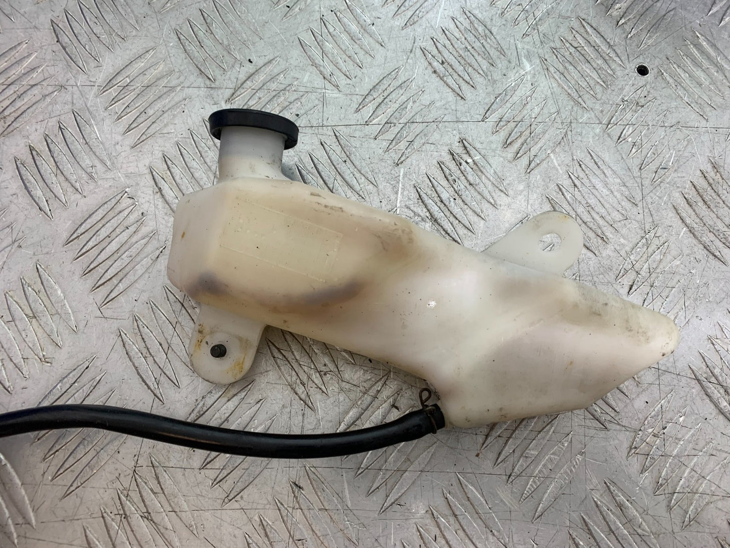 YAMAHA XMAX 250 XMAX 250 COOLANT BOTTLE YEAR 2006-09 (CMB1201)