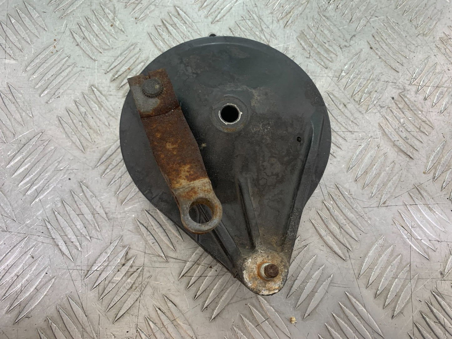 HONDA CBF125 CBF 125 REAR BRAKE HUB  YEAR 2009-14  (CMB1172)