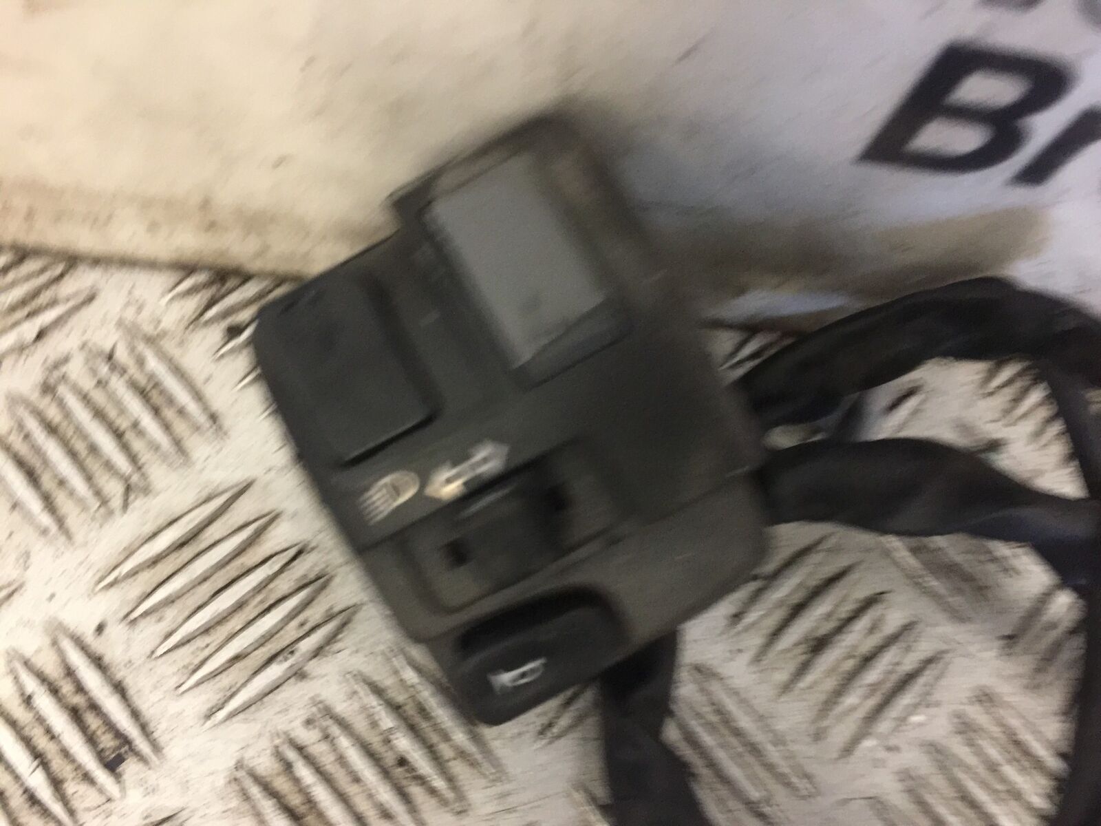 KAWASAKI GTR1400 GTR 1400 LEFT SWITCH GEAR   YEAR 2010 (STOCK 716)