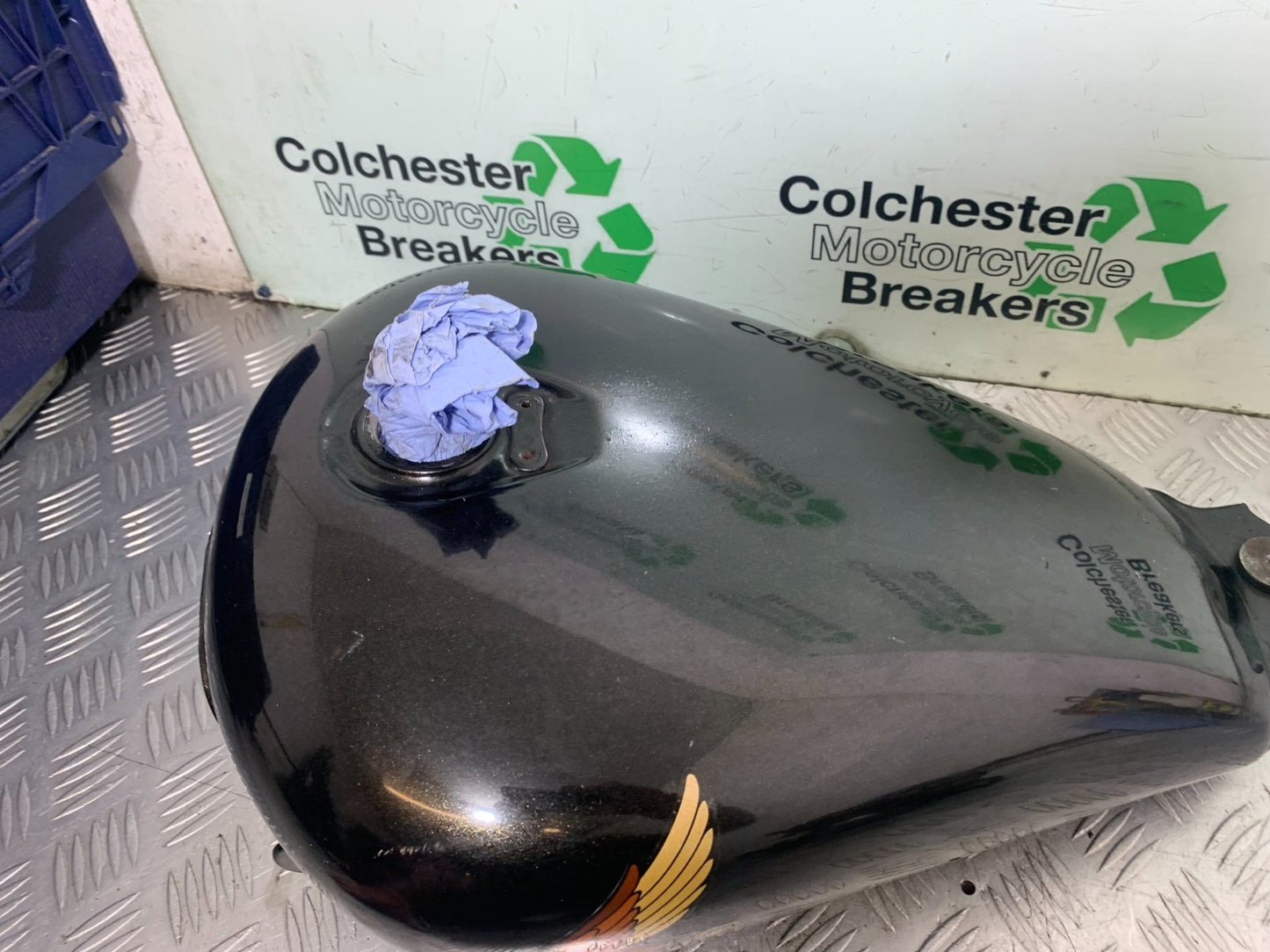 HONDA VT700 VT 700 SHADOW PETROL TANK  YEAR 1984-85 (CMB1328)