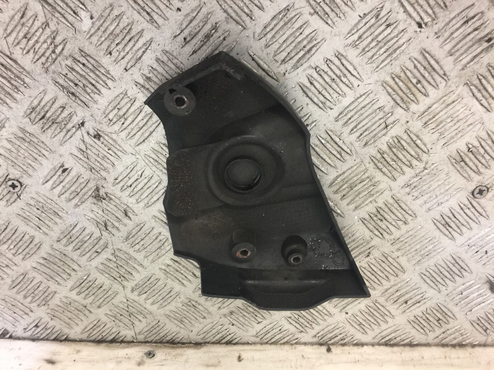YAMAHA MT07 MT-07 TRACER SPROCKET COVER  YEAR 2016 (STOCK 642)