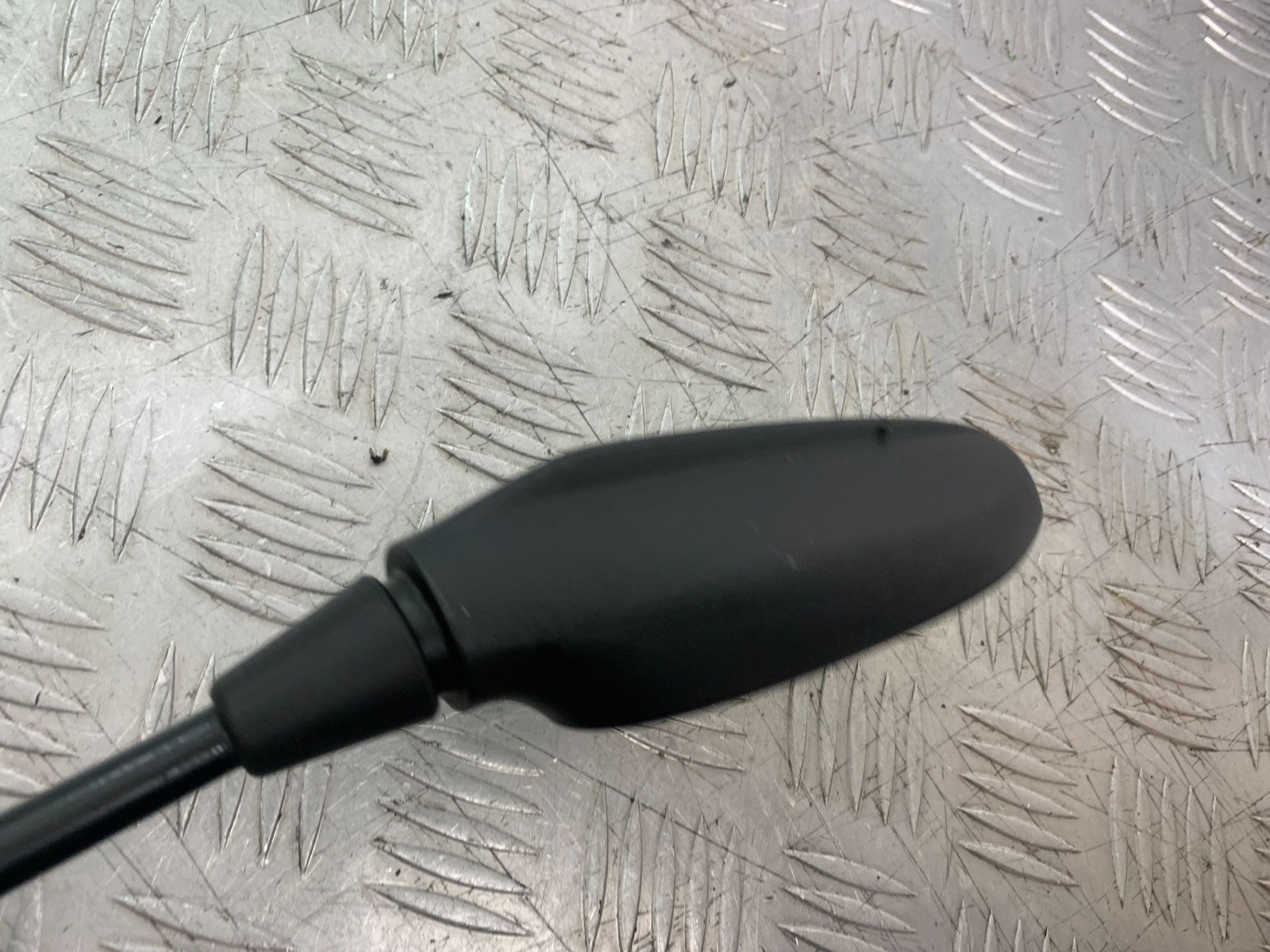 APRILIA TUONO 1000 V4R RIGHT MIRROR  YEAR 2011-13  (CMB1331)