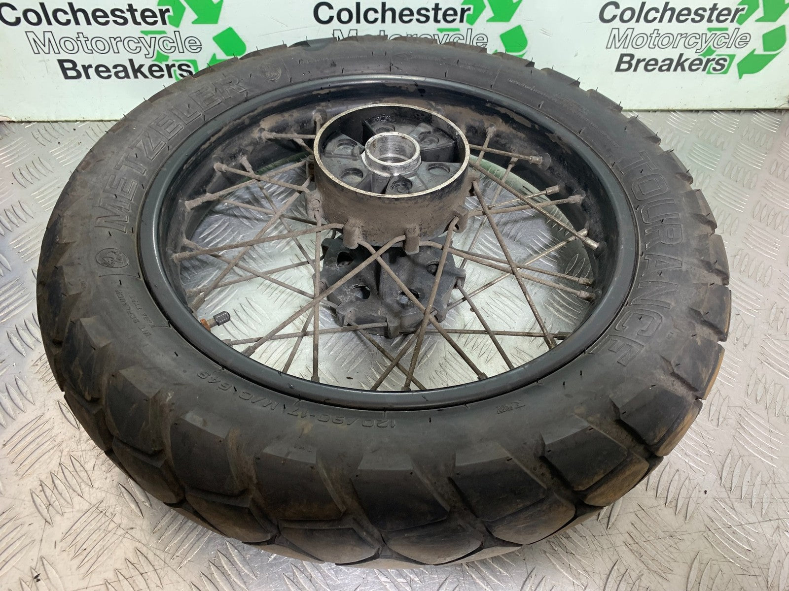 ROYAL ENFIELD HIMALAYAN 411 REAR WHEEL YEAR 2018-2023 (CMB1279)