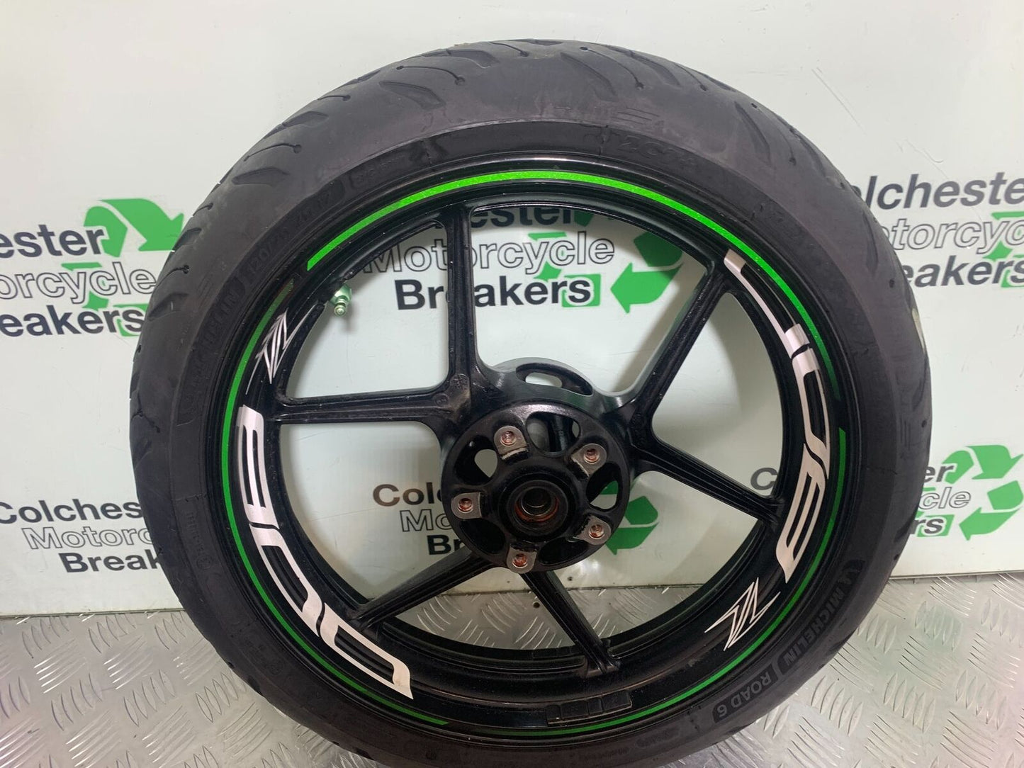 KAWASAKI Z800 Z 800 FRONT WHEEL  YEAR 2013-2017 (CMB1059)