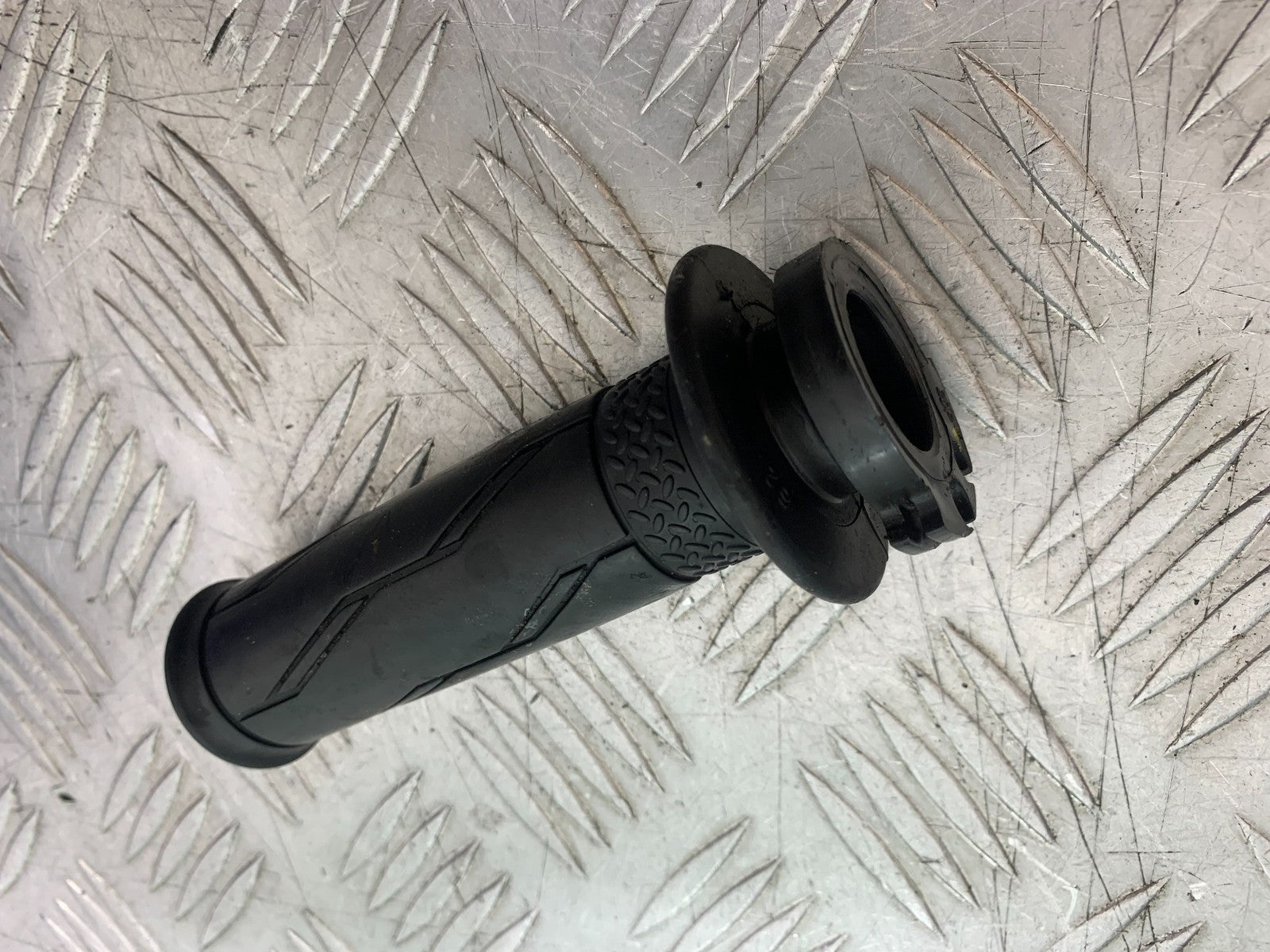 YAMAHA NMAX-125 N MAX 125 THROTTLE TWIST GRIP YEAR 2015-2020  (CMB1231)